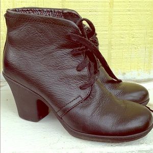Easy Spirit ankle boots, good for witch costume